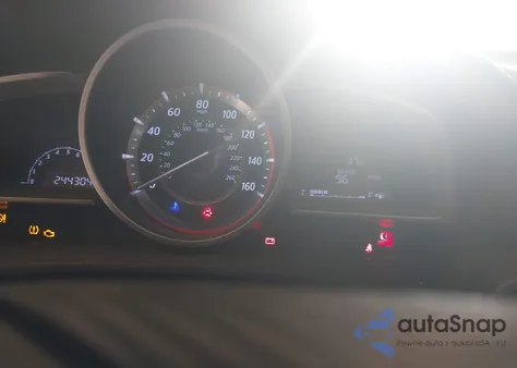 2014 Mazda Mazda3 I Touring z USA, uszkodzony, nr VIN JM1BM1L77E1213122